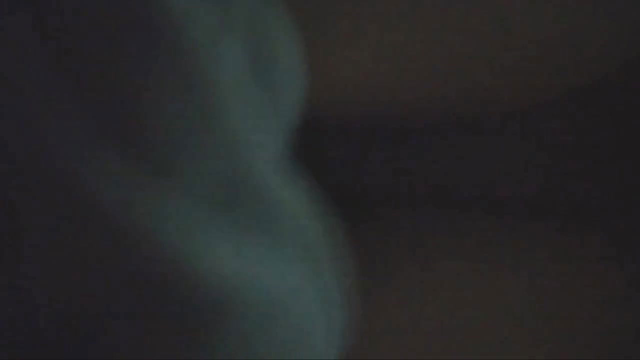 Gumnam boy nai ghr bula kar girlfriend ko choda.