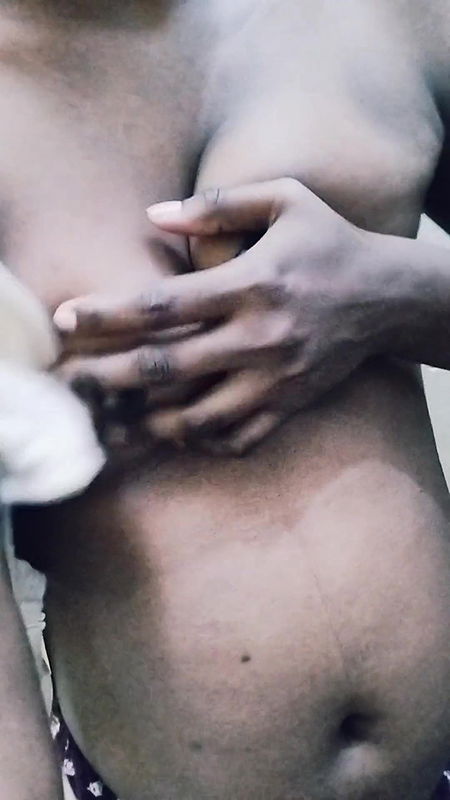 Hiding in her house, she showed her boobs to her boyfriend in a video call prt2.