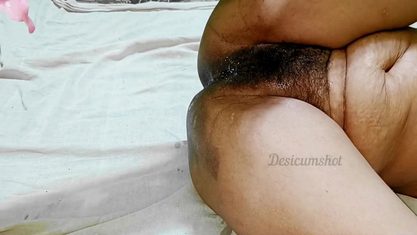 Horny Desi Hindi couple hardsex with clear moans and romantic hardcore.