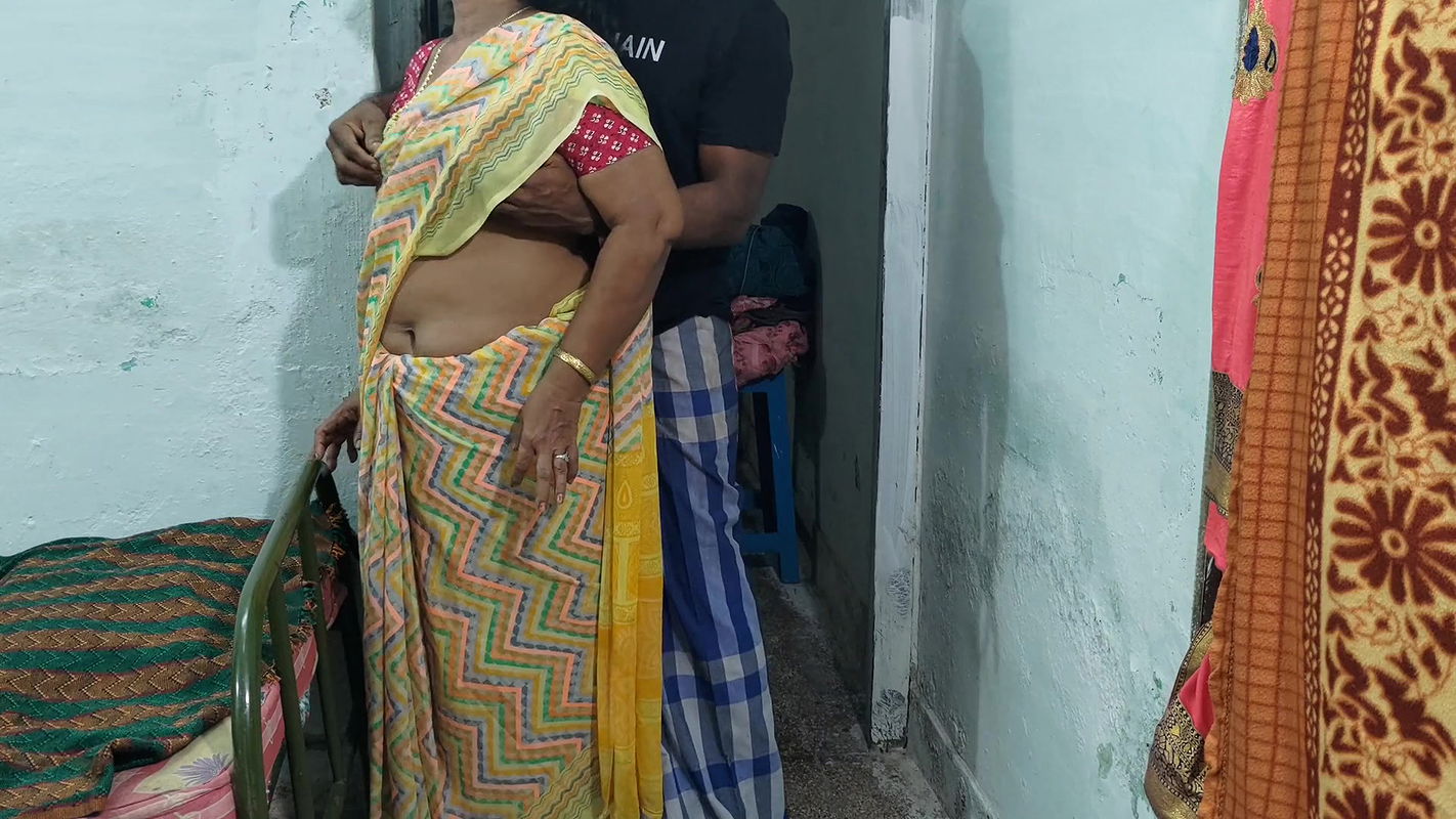 Neighbor Aunty Couldn’t Handle My Big Dick During Sex