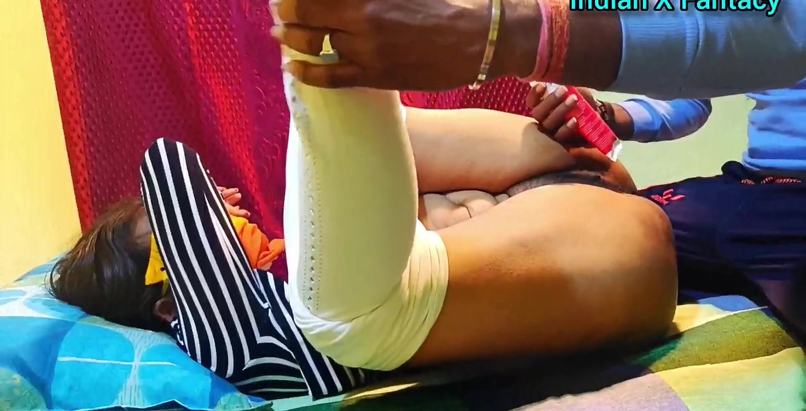 Hot 19 year old college girl enjoy their first sex with her boyfriend.