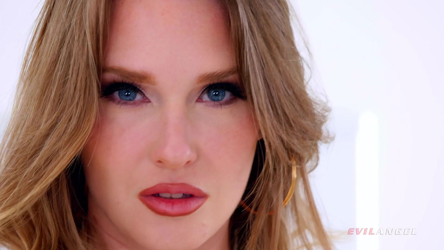 EARLY LEAK Ashley Lane – Anal Gaping & Pussy Squirt