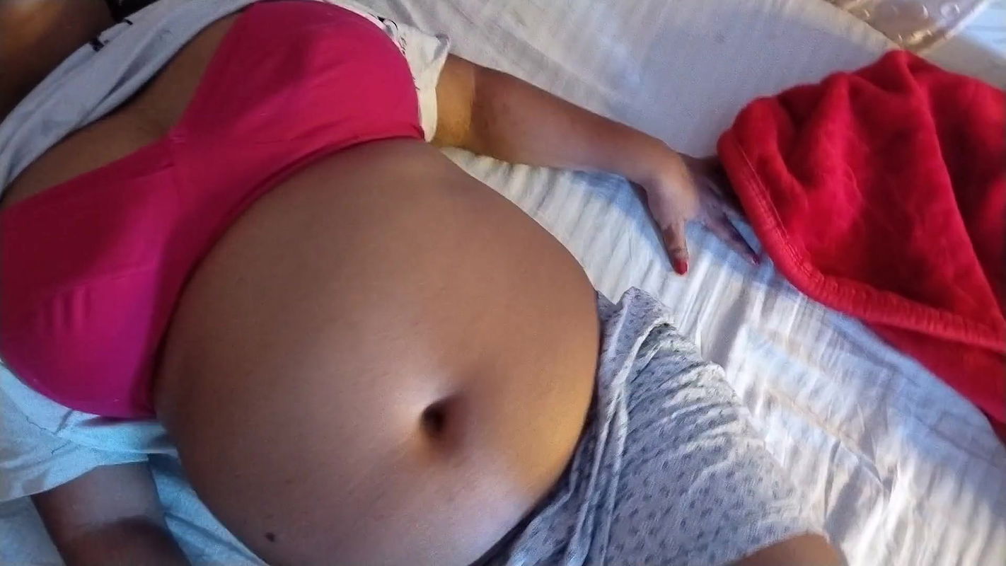 Hot aunty desi village girl show her body with cloth over sexy excitement.