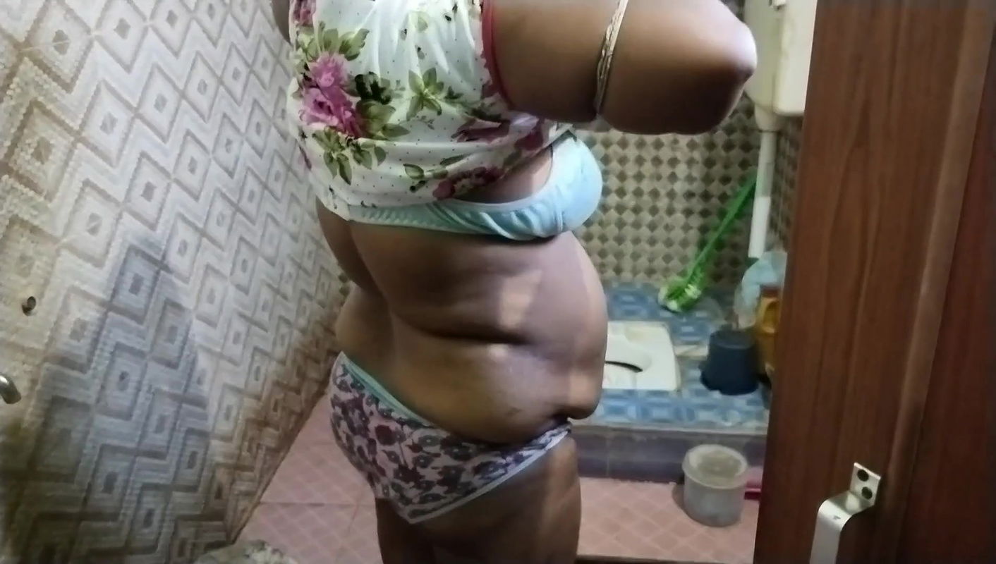 Hot desi bhabi nude show..and boobs massage…desi bhabi nude bath in bathroom.