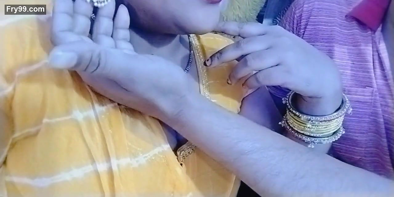 Hot sexy desi village aunty HotGirl21 sexy romance with here boyfriend hotdesixx.