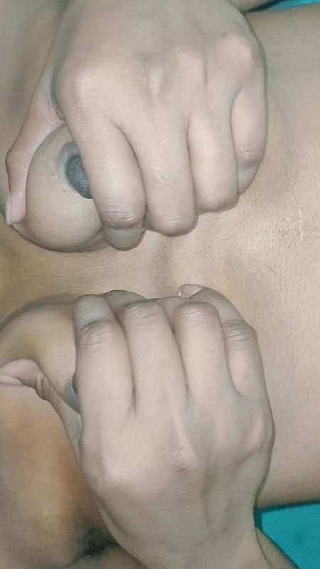 Indian bhabhi is cheating on her husband and fucked with her boyfriend in oyo hotel room with Hindi Audio Part 25.