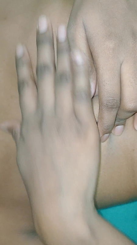 Indian bhabhi is cheating on her husband and fucked with her boyfriend in oyo hotel room with Hindi Audio Part 27.