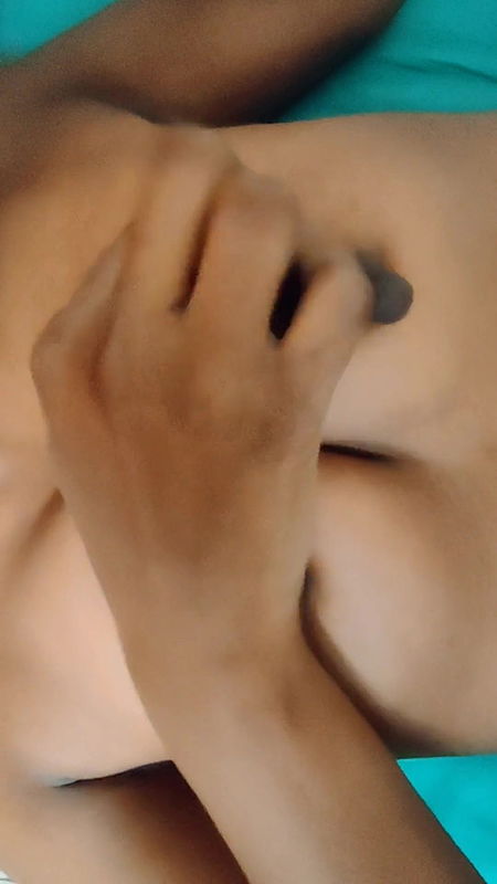 Indian bhabhi is cheating on her husband and fucking with her boyfriend in oyo hotel room with Hindi Audio Part 36.