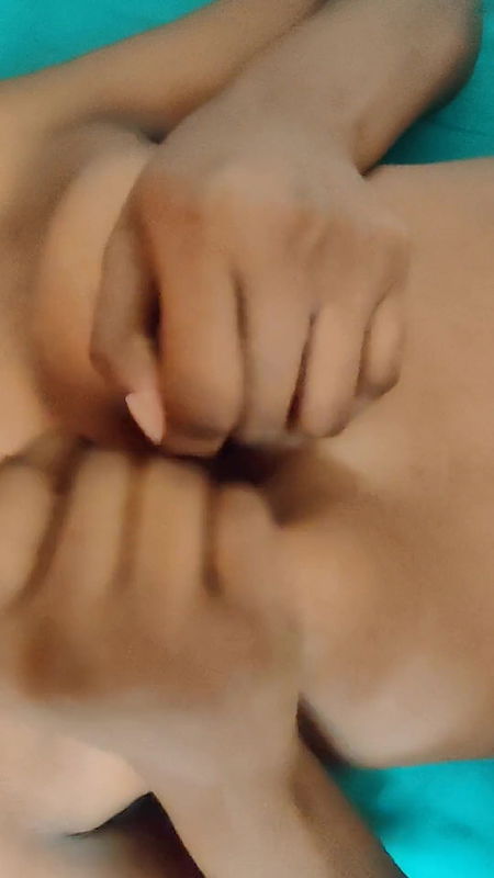 Indian bhabhi is cheating on her husband and fucking with her boyfriend in oyo hotel room with Hindi Audio Part 37.