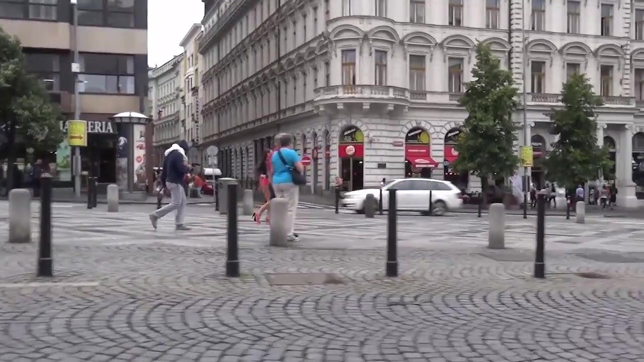 Milf keeps Flashing me on Public Road and makes me cum_45748833
