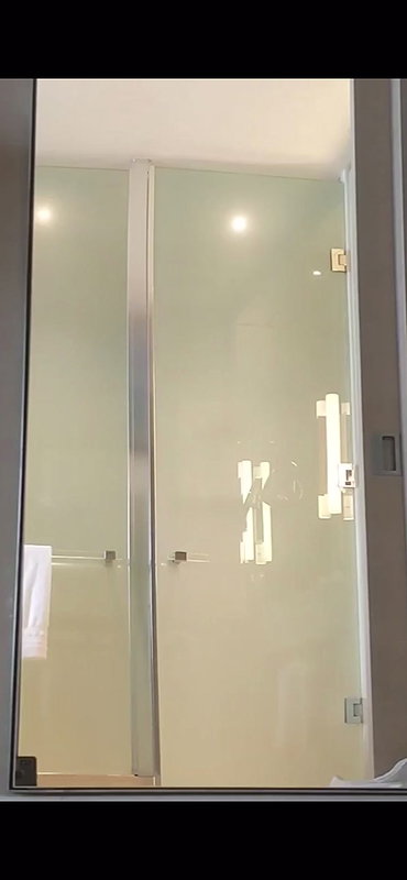 milf big cock fucked on public stage_b4a53cc4