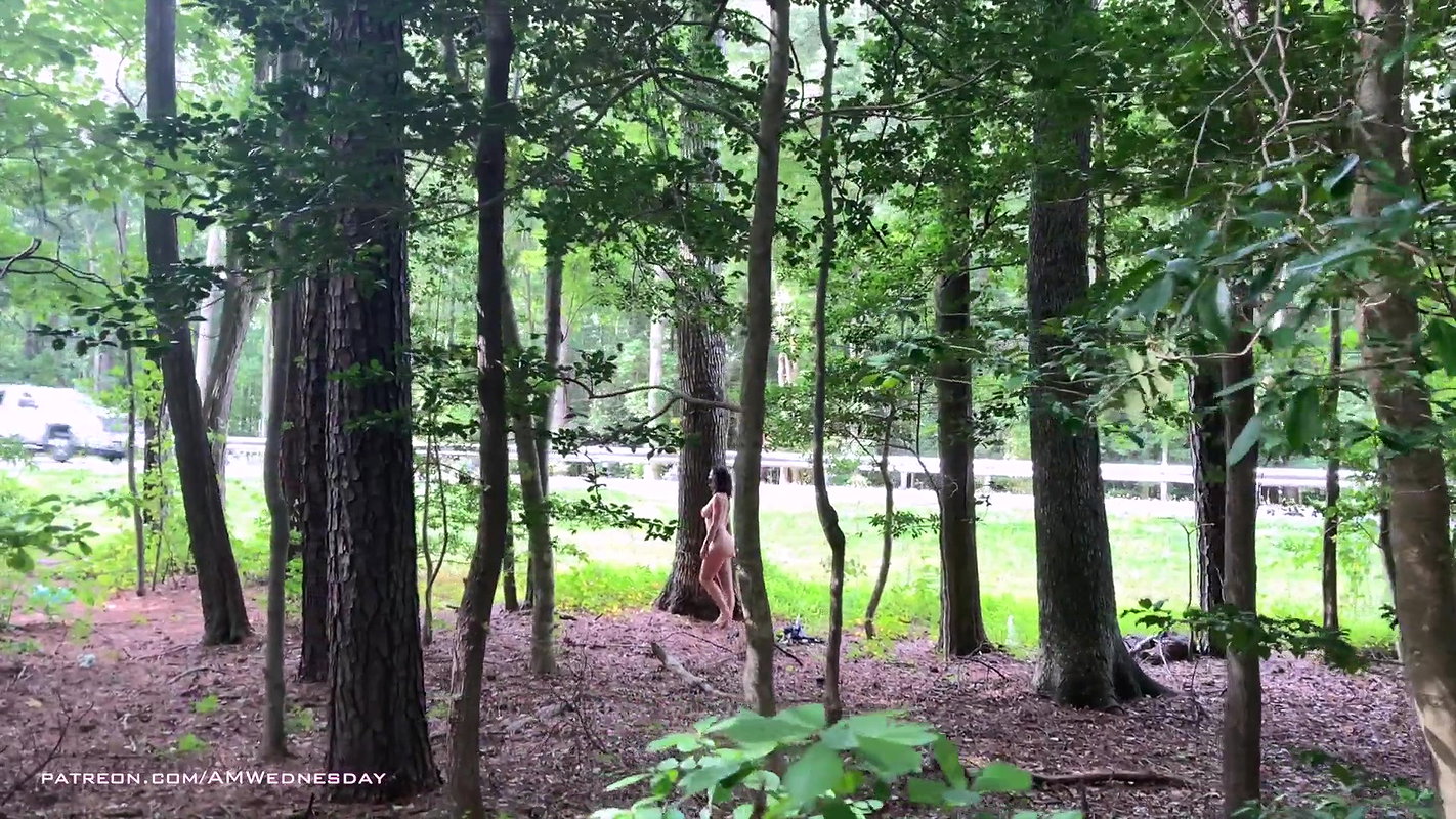 Japanese ladies filmed peeing in public by lucky voyeur on camera_072b1040