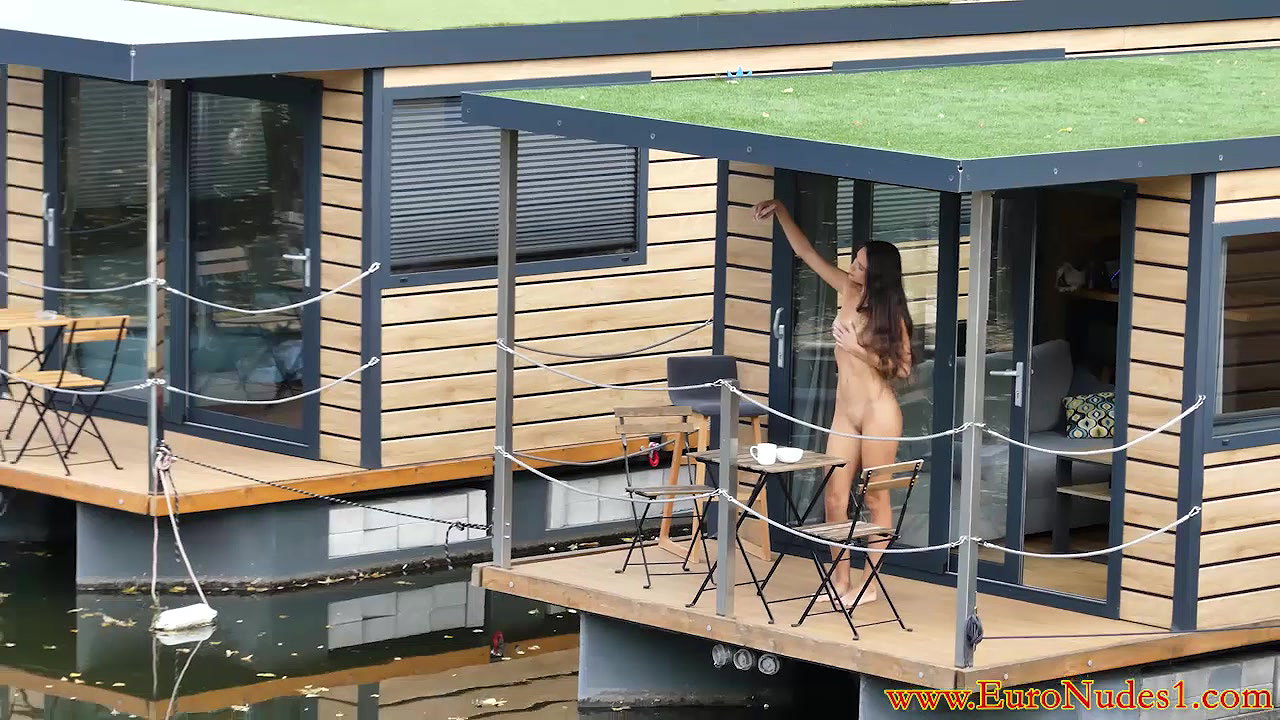 guys dick public gay Tennis instructor showcases how to play_55f300b9