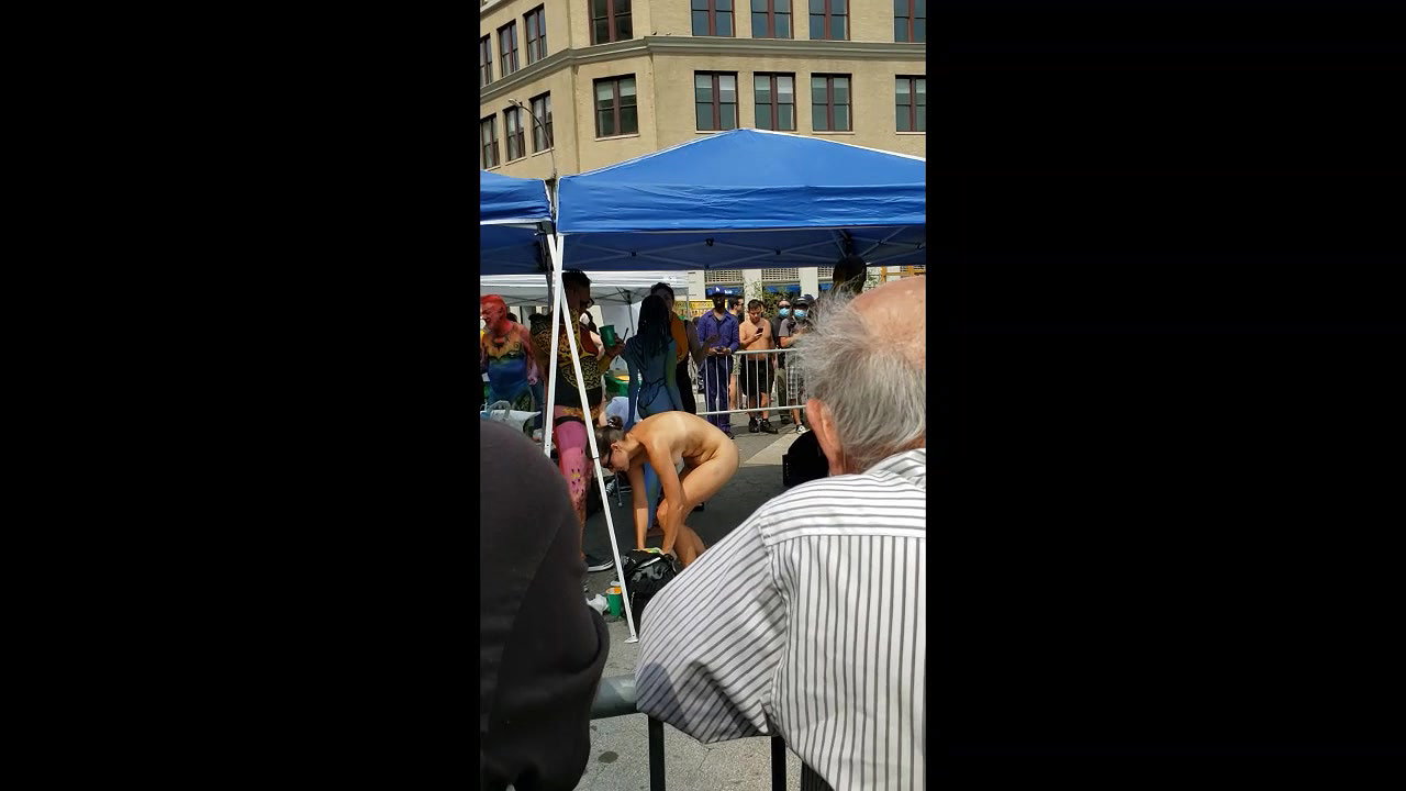 Cute public flash first time A nasty boat trip_40ca4f2b