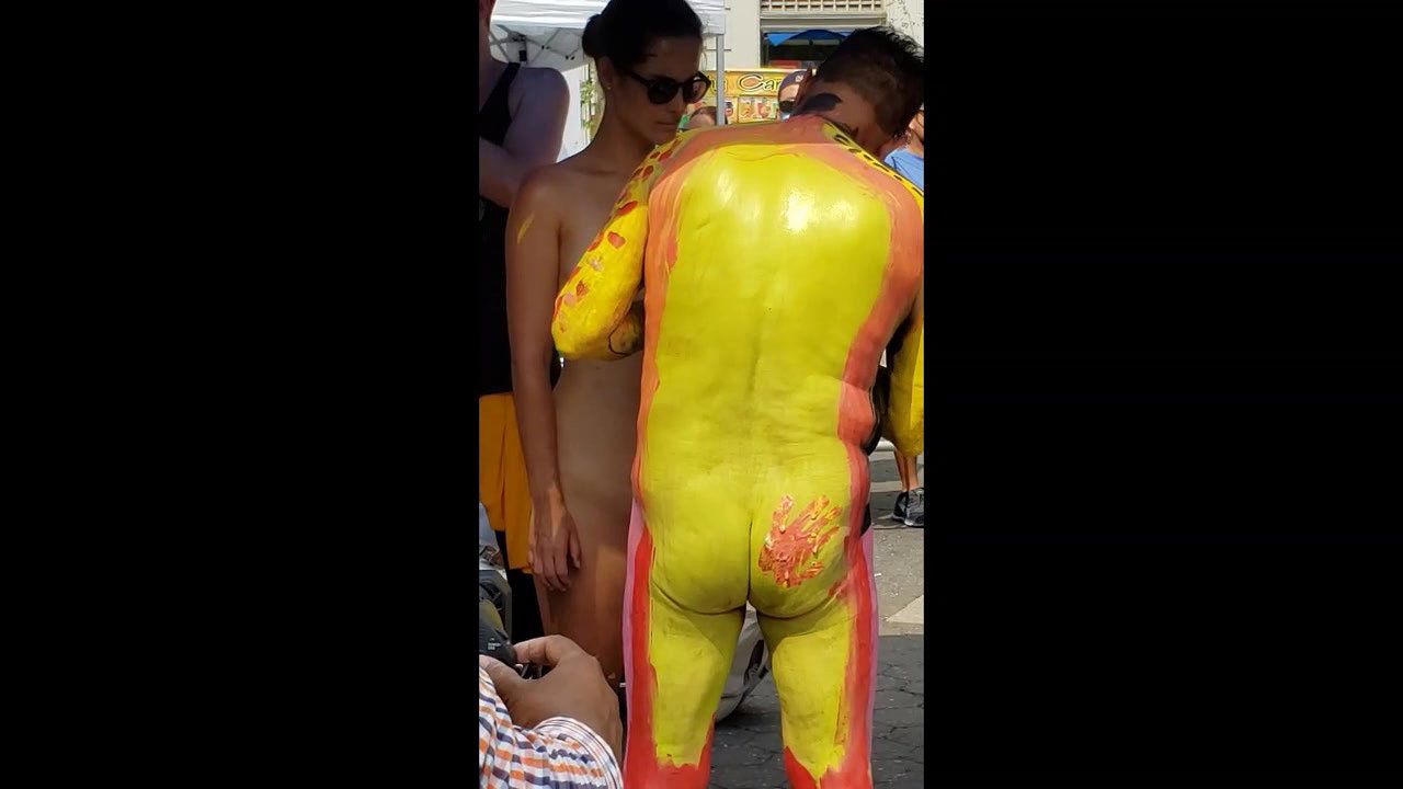 Cute public flash first time A nasty boat trip_40ca4f2b