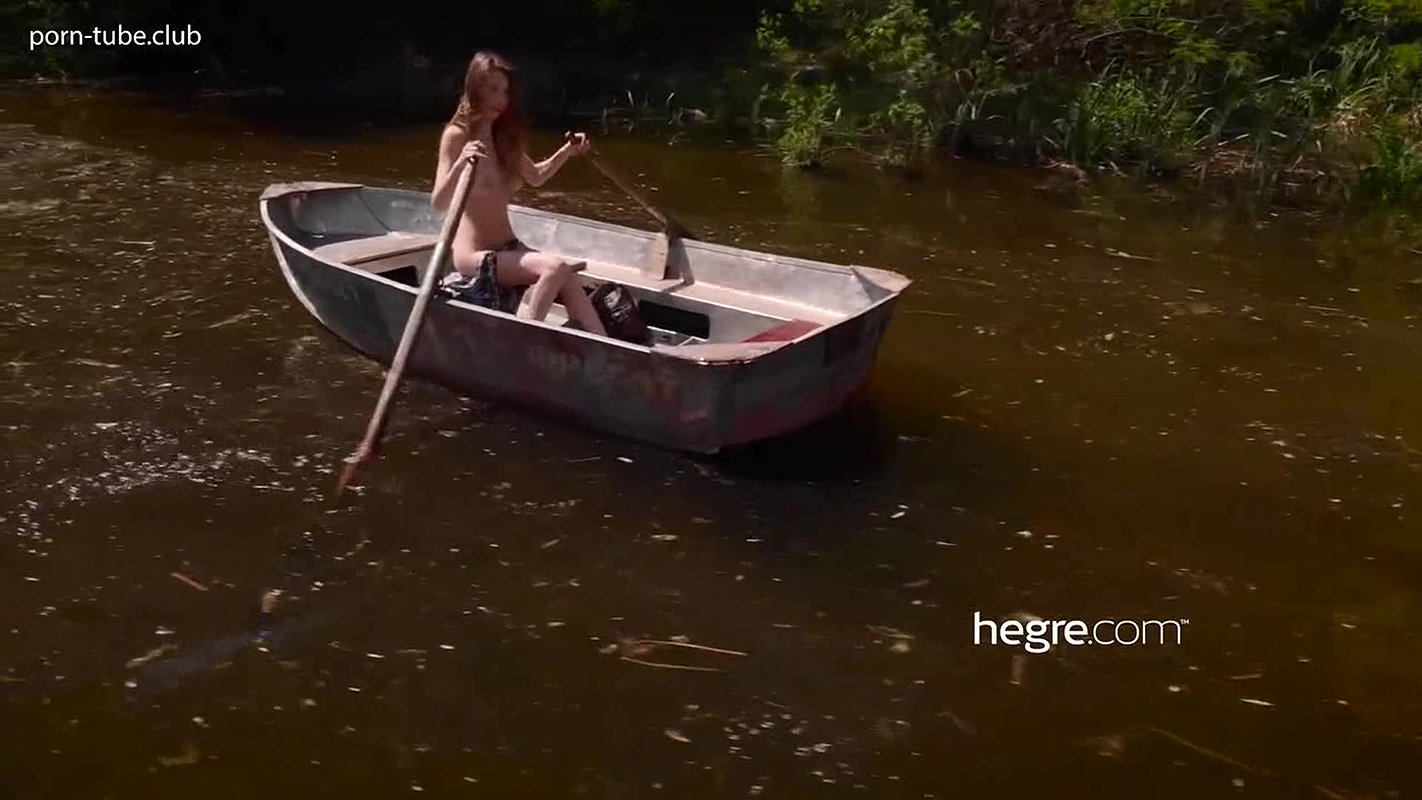 WIFE Flashing Big Tits in Public_e1ce8bc7