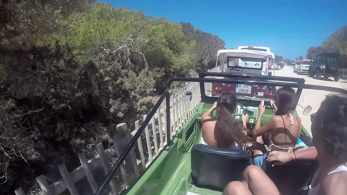 Stunning Erica Fontes has public sex on the beach_e9f22fc3