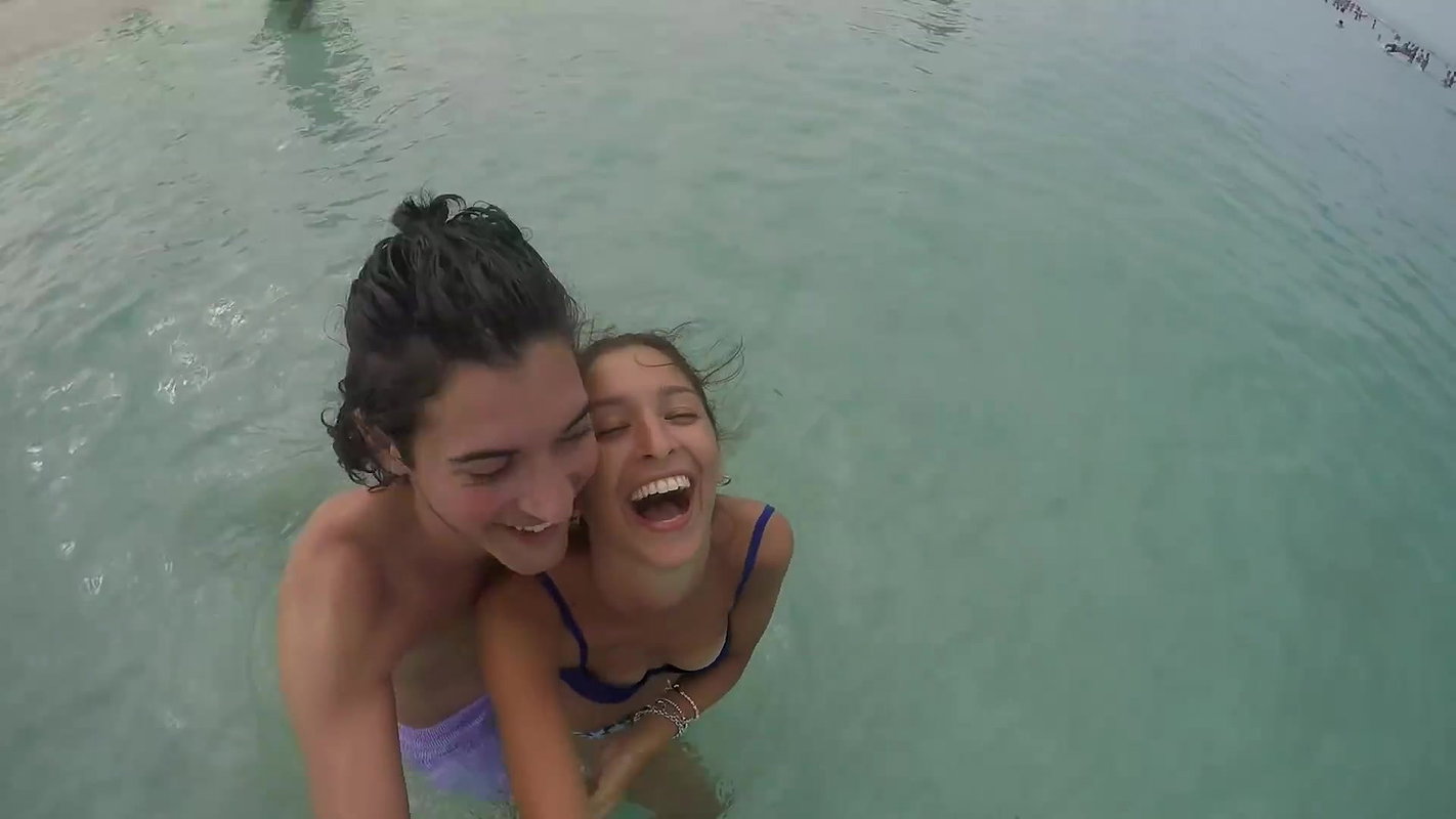 Stunning Erica Fontes has public sex on the beach_e9f22fc3