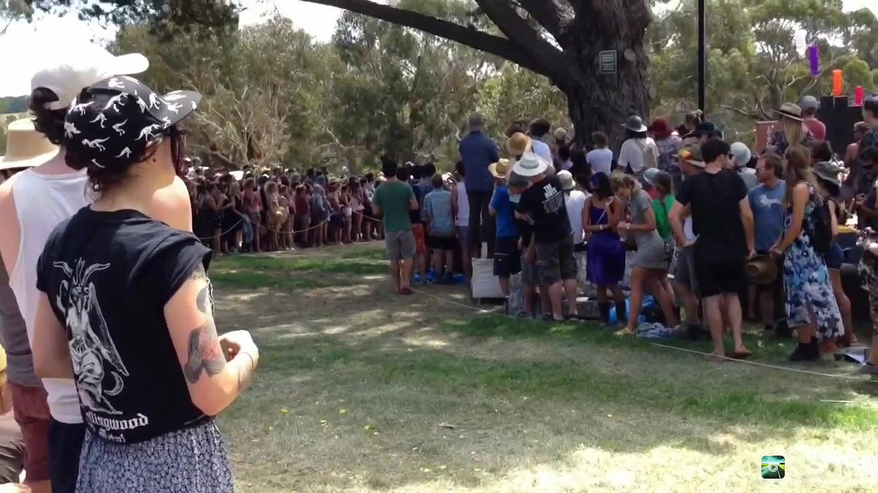 Straight In The Ass – French Student Looking for a Job Gets Public Anal_44f2d120