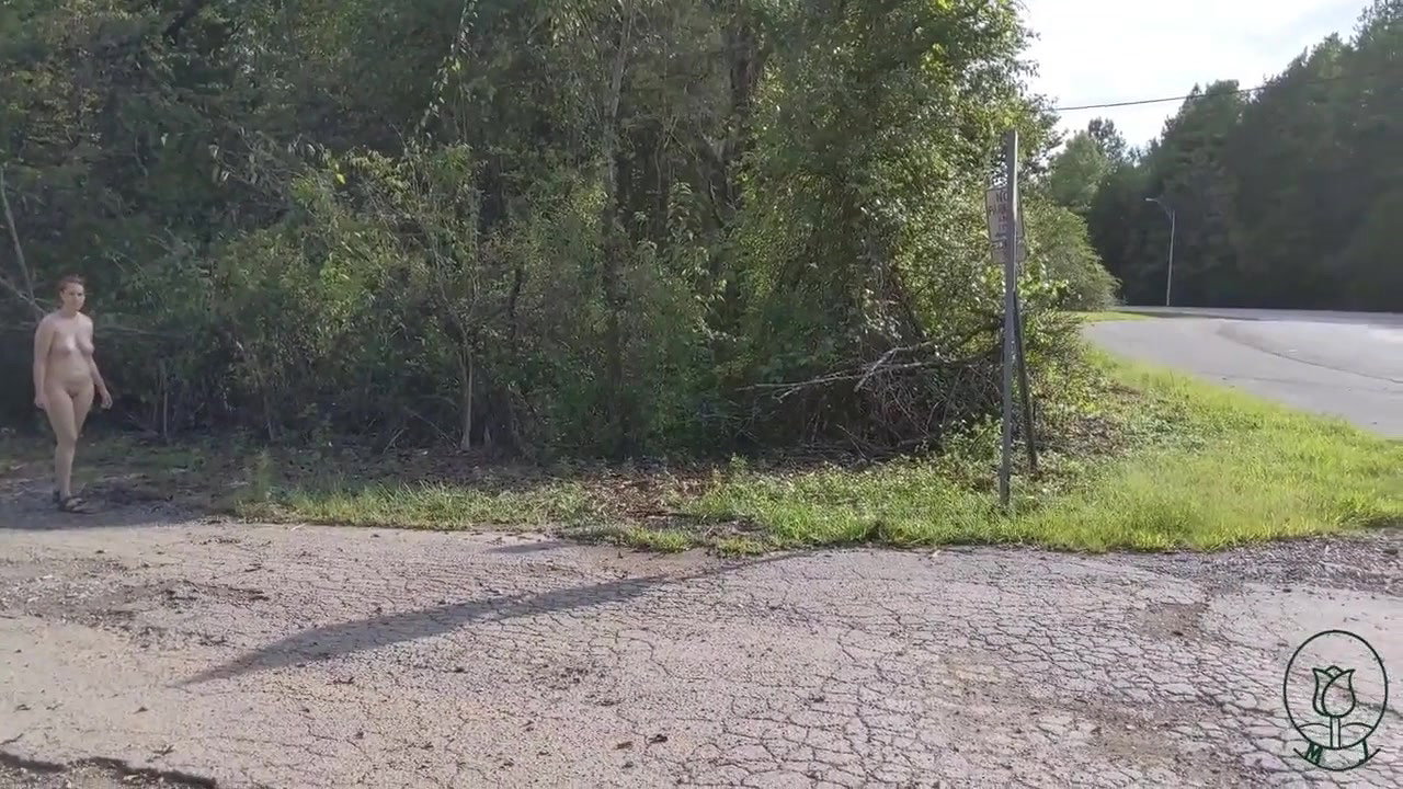 Quick cash in public Operation Pussy Run_3439d608