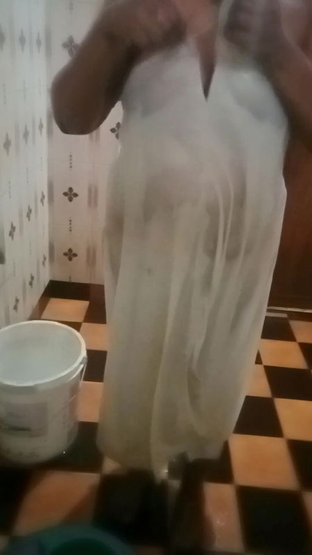 Indian mallu house wife in Bathroom hot video.