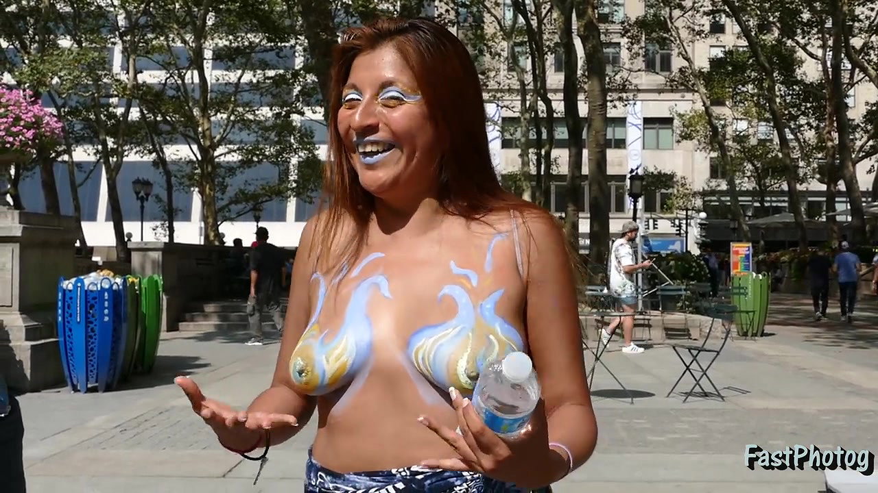 A girl sticks her butt out the car window for public sex fucking gang bang orgy_42779276