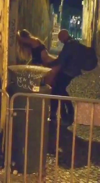 Aliison_Moon ebony public bitch strokes her creamy pussssy with Dildo on cam 2024_6f187351