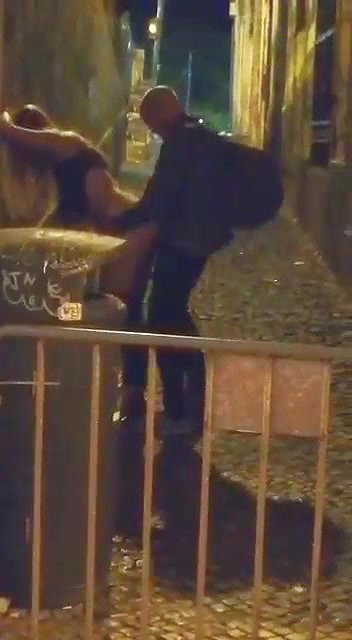 Aliison_Moon ebony public bitch strokes her creamy pussssy with Dildo on cam 2024_6f187351