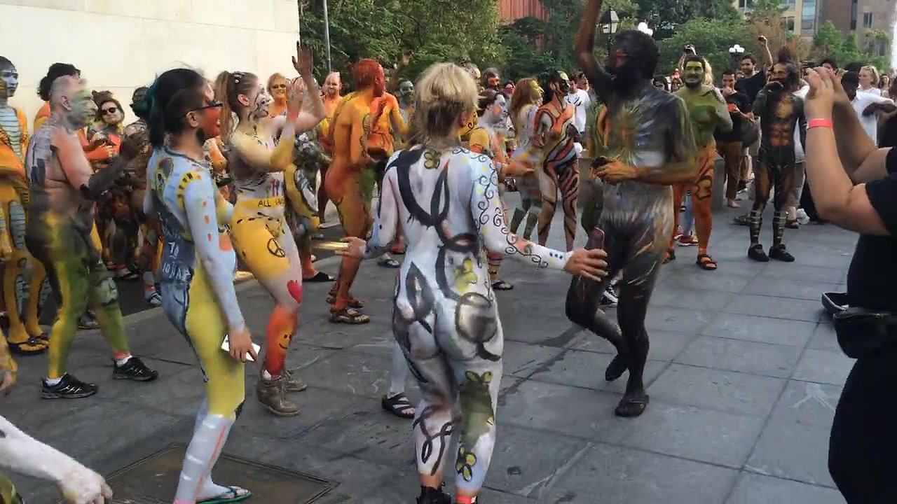 Big booty ebony gets pickup up in public amp_ Fucked for cash_c60105ce