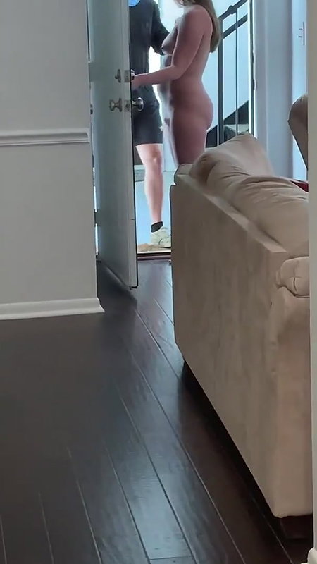 British Mature Eva Jayne Goes Dogging In a Public Park_fed92f6f