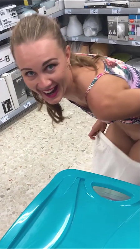 Busty redhead passenger sucks off and railed in public_8372b236