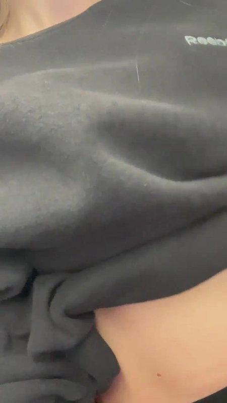 Cum in wife who is pissing in a public shower_fac3bf18