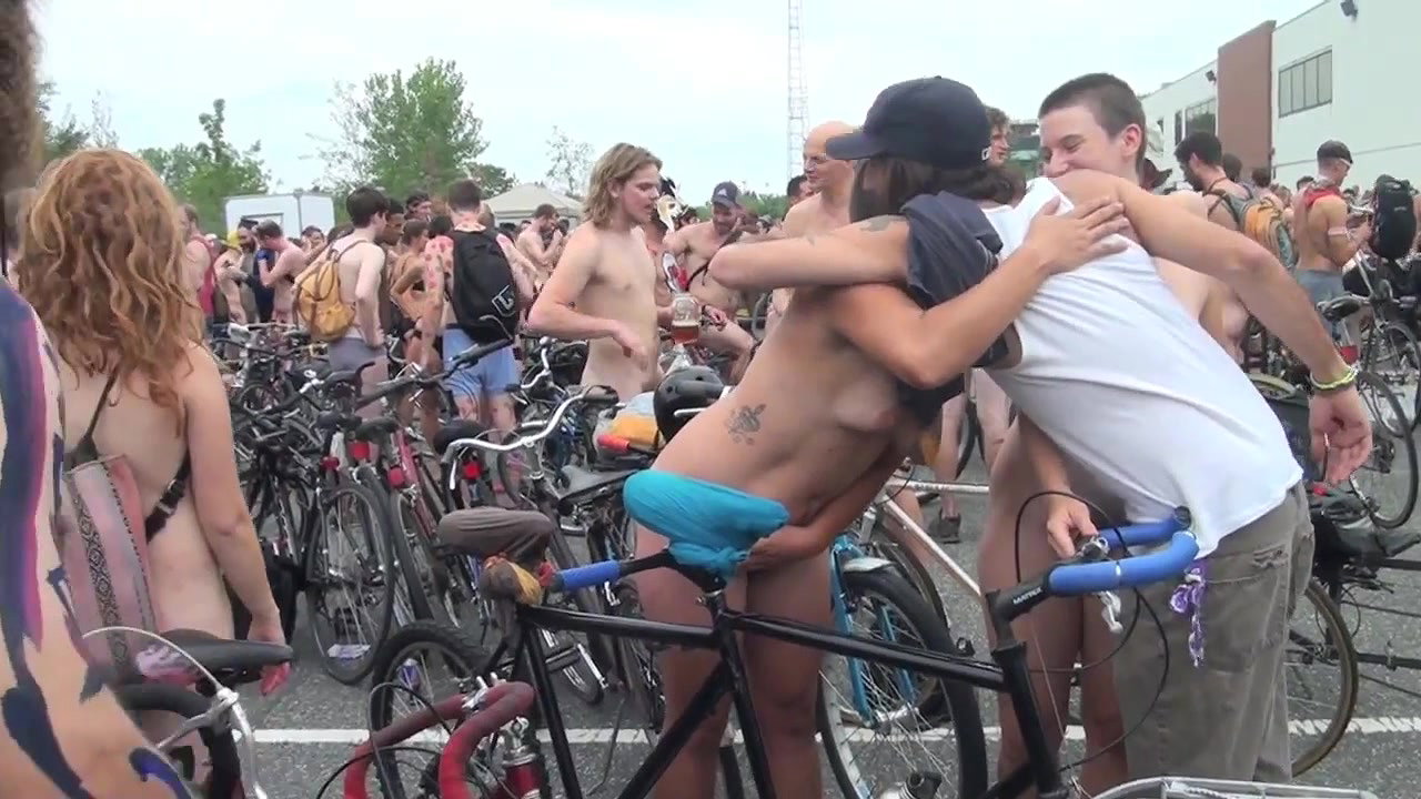 Cute young gay twinks outdoor movie Anal Sex In Public_fb4c7f98