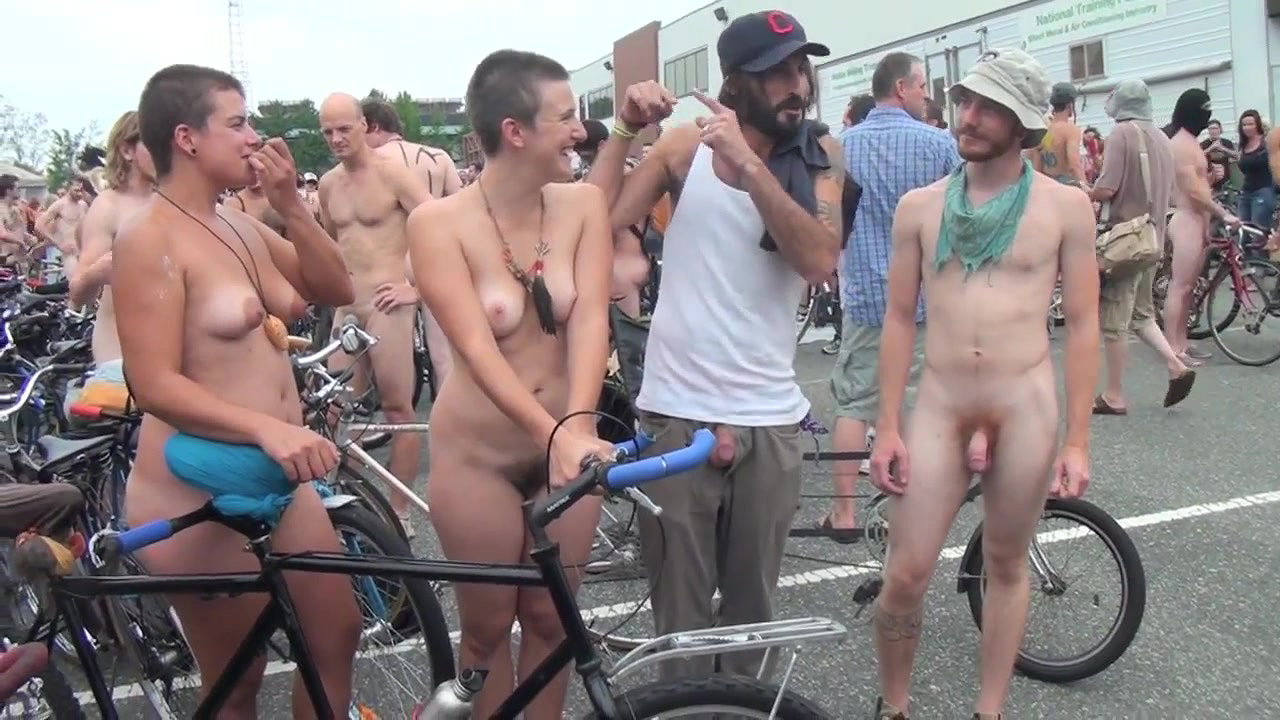 Cute young gay twinks outdoor movie Anal Sex In Public_fb4c7f98
