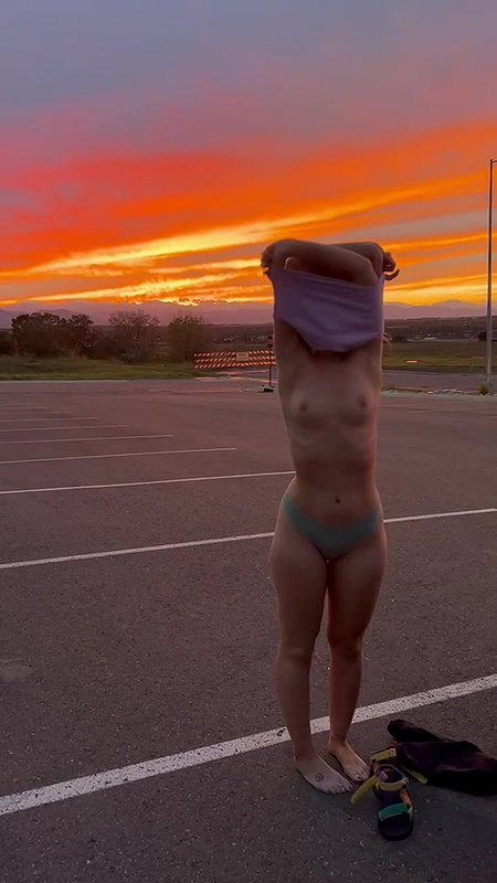 Dicksucking euro pornstar screwed in public_55478443