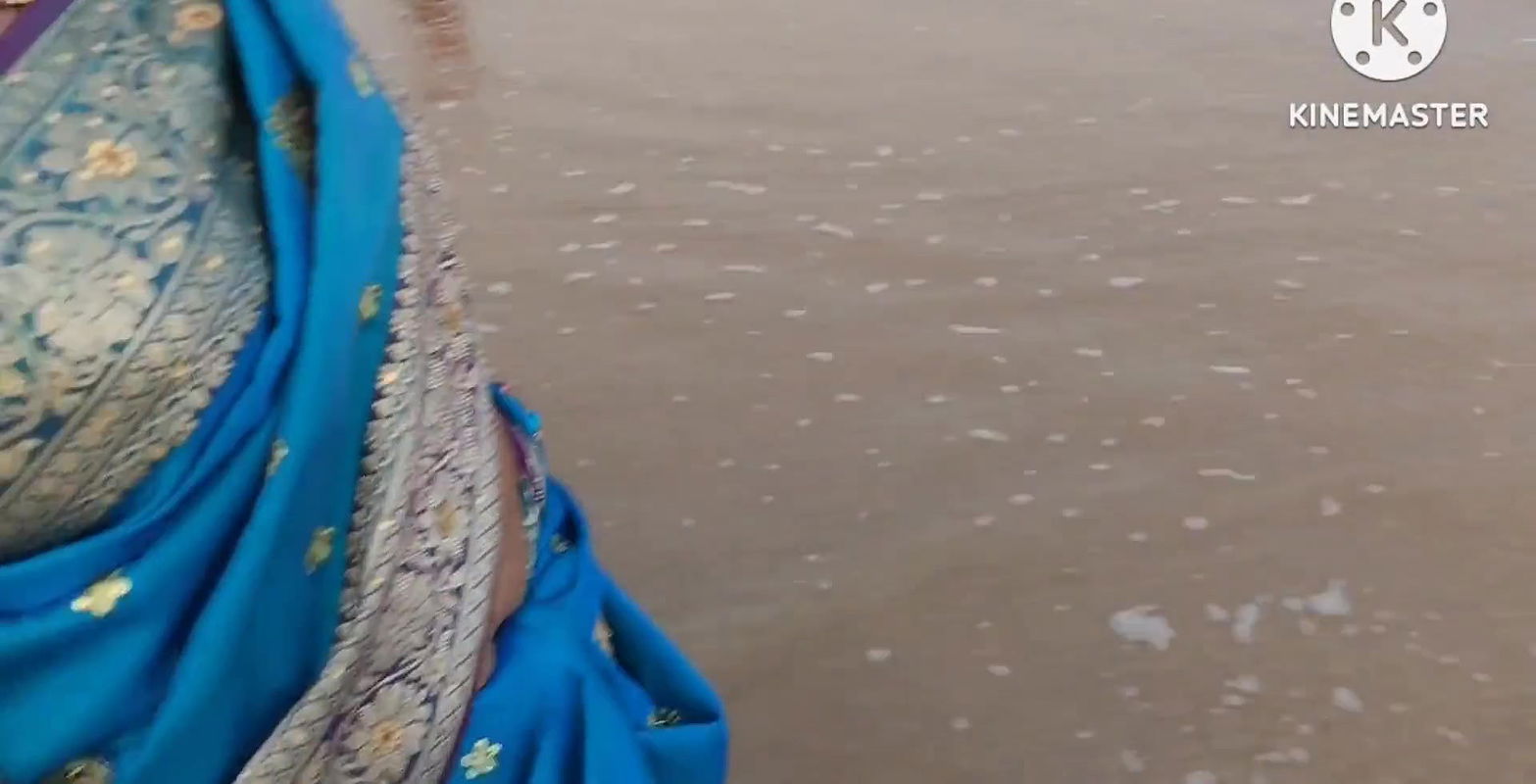 Indian wife Payal bhabi ki navel sex…. monthly period is continue.