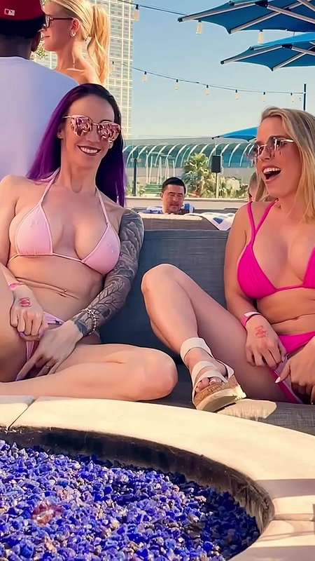 Exhibitionist Wife 24 – My friend Anjelica BIG TIT AND SHAVED PUSSY FLASHING a voyeur at a public beach while chatting with hubby on the phone_3534f54c