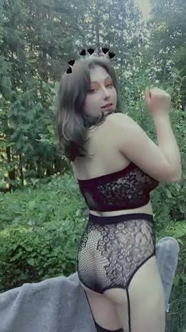 Flashing my dick in front of a young girl in public swimming pool and helps me masturbate – it039_s very risky with people near – MissCreamy_af928e4f