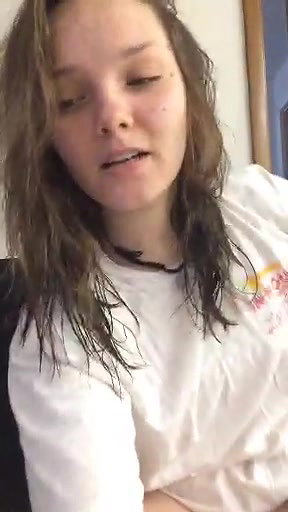 Girl making herself wet in public photoshoot_377689ee