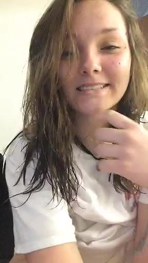 Girl making herself wet in public photoshoot_377689ee