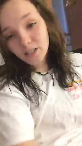 Girl making herself wet in public photoshoot_377689ee