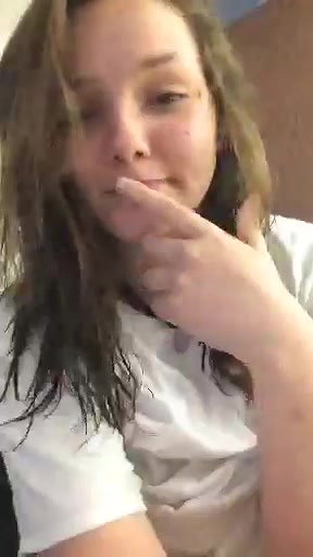 Girl making herself wet in public photoshoot_377689ee