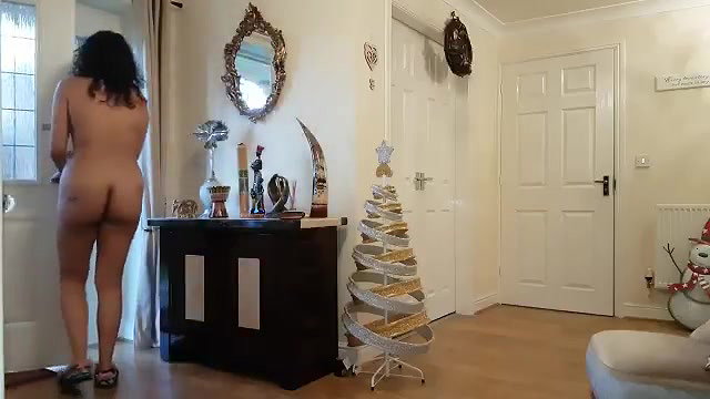 Hi dth dick quickie 6 in public stall_e0584872