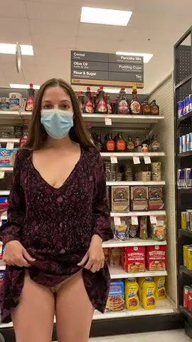 Horny Security Guard Caught Me Being Kinky in Public So_4530286d