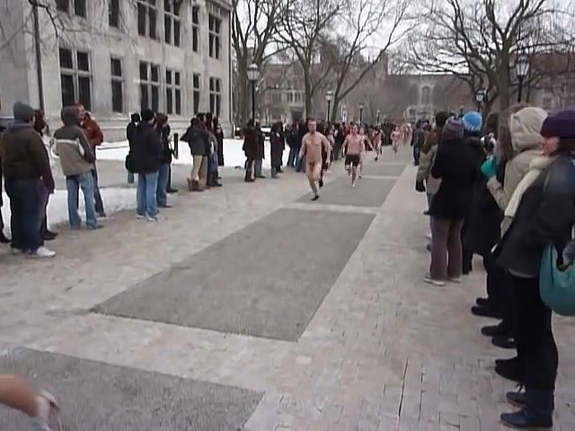 NO PANTIES in PUBLIC on Turistic Trail_4ce2c4eb