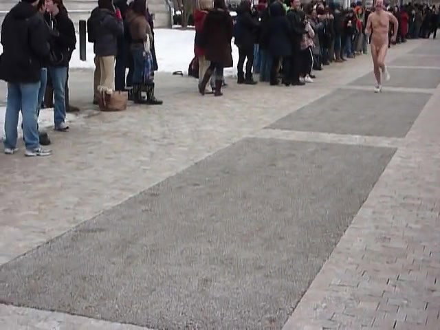 NO PANTIES in PUBLIC on Turistic Trail_4ce2c4eb