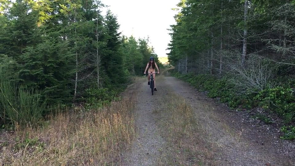 Nude public and gay emo guys blowjobs He needed money bad_6e9d1fa6