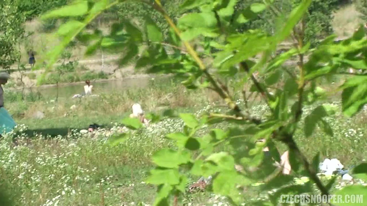 Outdoor meet and kiss first gay video hot gay public sex_c52cca0c