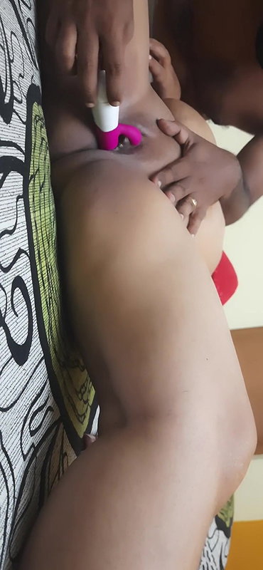 Mallu wife fucking hard and squirting like Niagara falls.