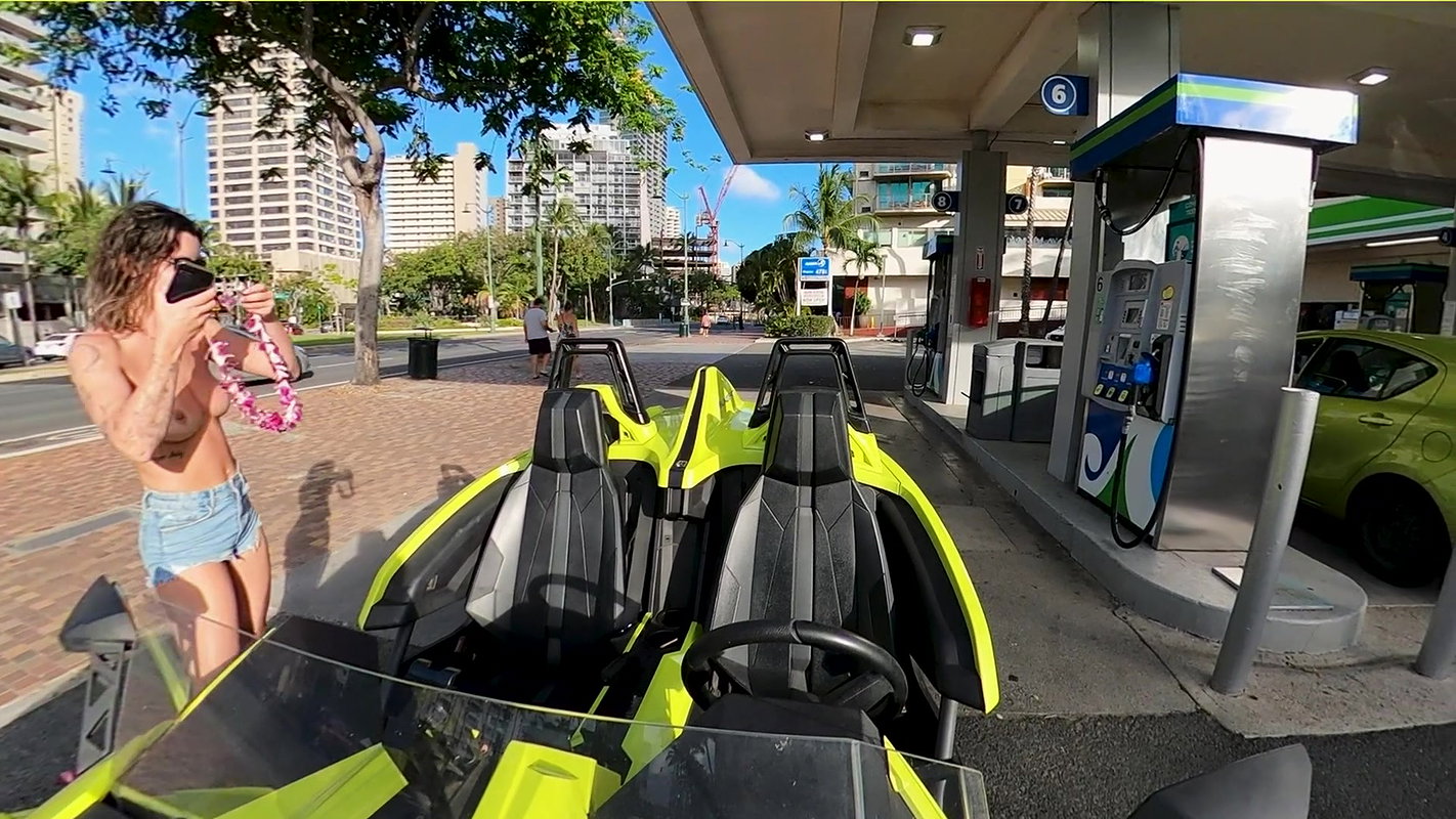 Public Agent – 20yr old French girl with pierced puffy nipple goes with local guy who makes her cum_88613458